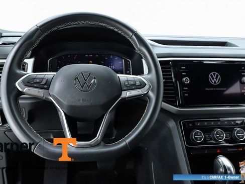 Used 2022 Volkswagen Atlas Cross Sport SE image 20