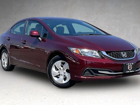 Used 2013 Honda Civic LX image 2