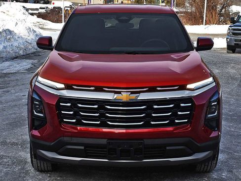 Used 2025 Chevrolet Equinox LT image 5