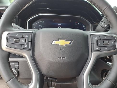 Used 2025 Chevrolet Silverado 2500 LT w/ Convenience Package AWD/4WD image 29
