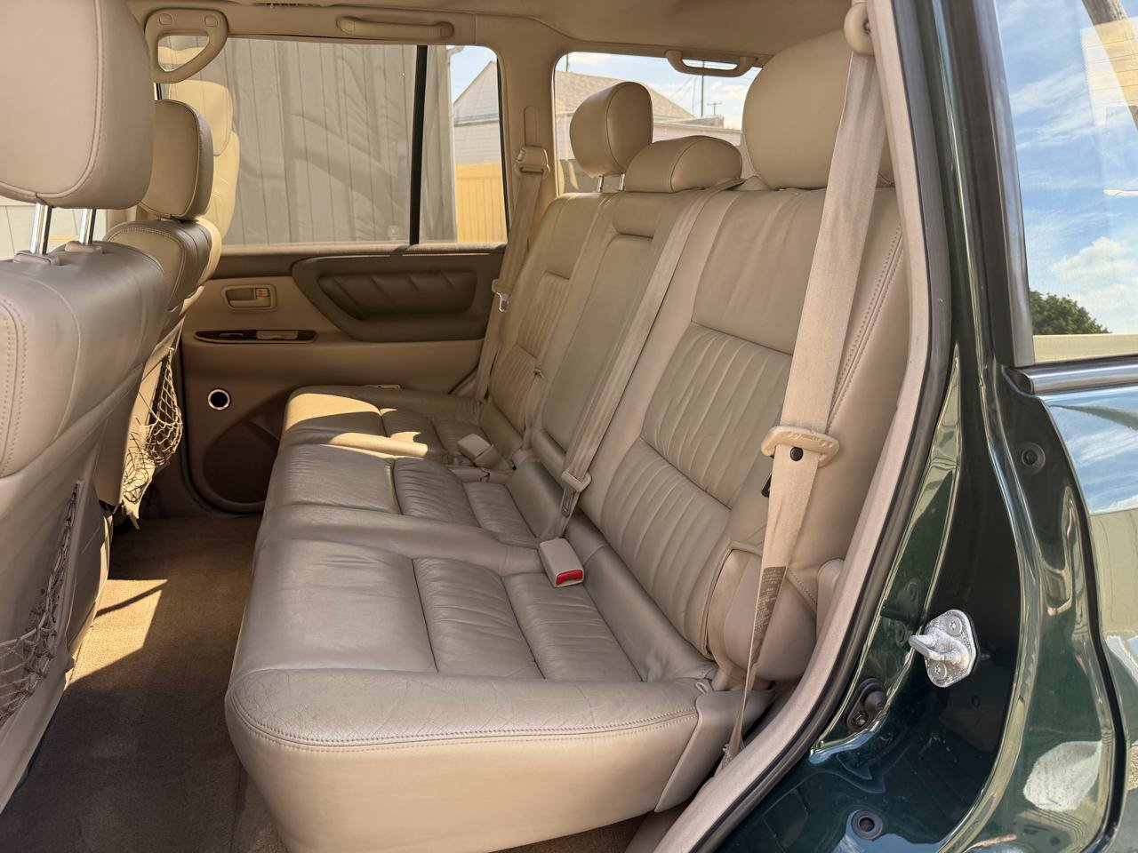 Used 1999 Toyota Land Cruiser w/ Leather Trim Pkg AWD/4WD image 36