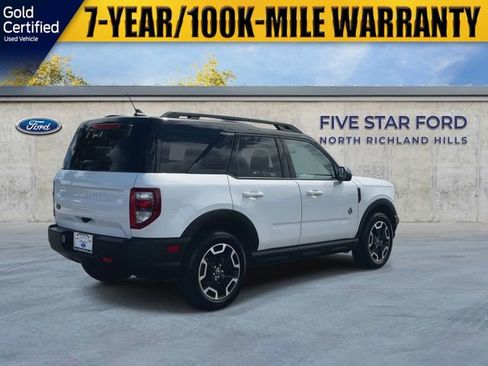 Used 2024 Ford Bronco Sport Outer Banks w/ Tech Package AWD/4WD image 10