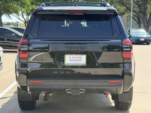 New 2026 Toyota 4Runner SR5 RWD image 5