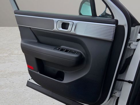 New 2026 Hyundai Santa Fe SE image 17