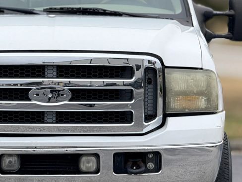 Used 2005 Ford F250 XL image 12