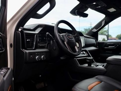 Used 2026 GMC Sierra 1500 AT4 w/ AT4 Premium Package AWD/4WD image 18