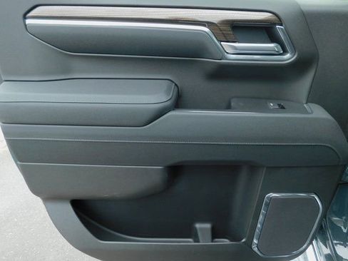 New 2026 Chevrolet Silverado 1500 LT w/ Z71 Off-Road Package image 23