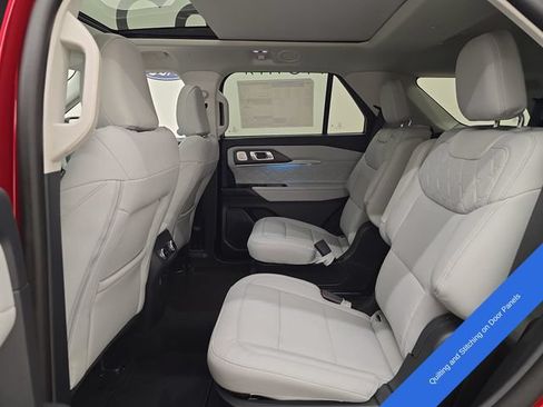 New 2026 Ford Explorer Platinum w/ LUX Leather Package AWD/4WD image 22