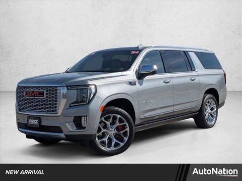 Used 2024 GMC Yukon XL Denali Ultimate image 1