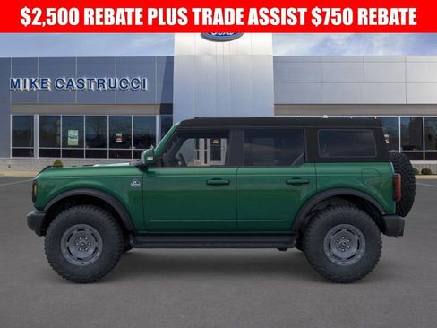 New 2025 Ford Bronco Outer Banks w/ Sasquatch Package image 3
