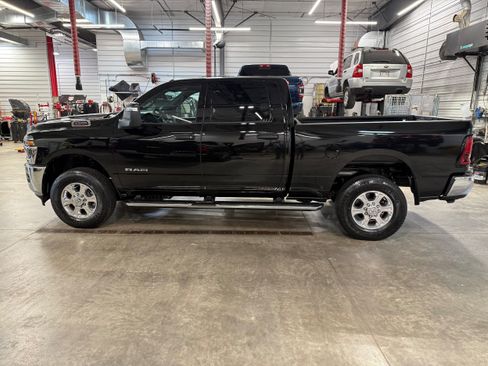 Certified 2026 RAM 2500 Big Horn AWD/4WD image 26