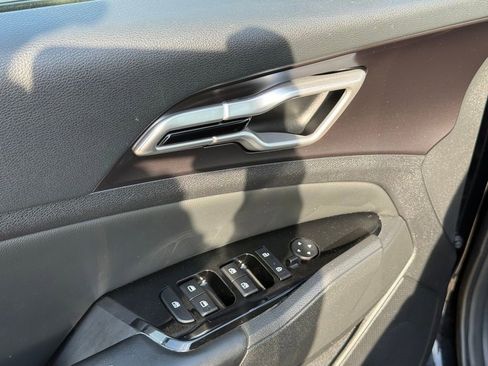 Used 2023 Kia Sportage EX image 11