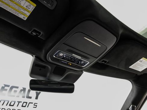 Used 2025 Lincoln Navigator L Black Label AWD/4WD image 26