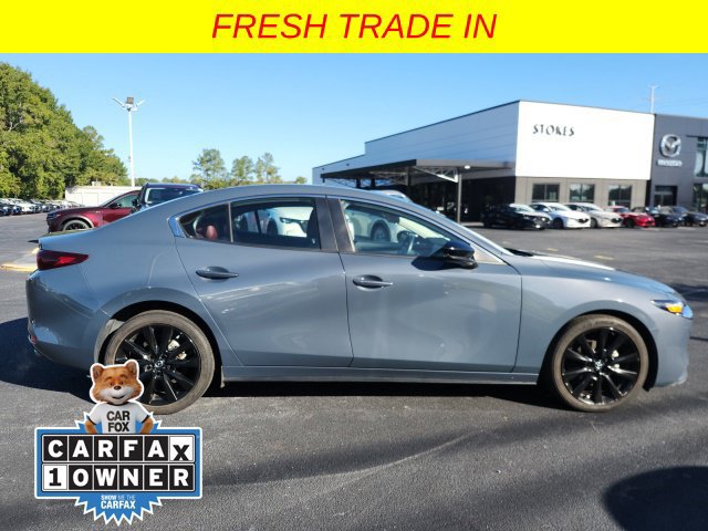 Used 2023 MAZDA MAZDA3 s FWD image 1