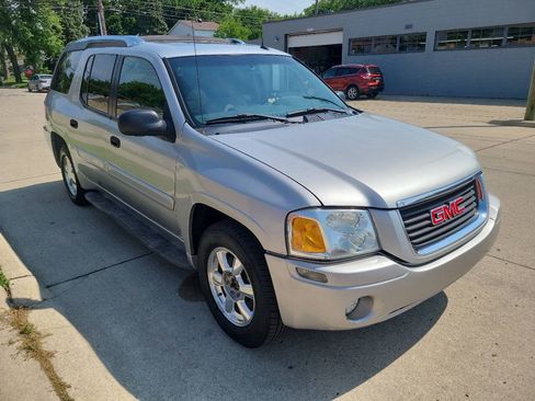 Used 2004 GMC Envoy XUV SLE w/ 1SB Preferred Equipment Group AWD/4WD image 6