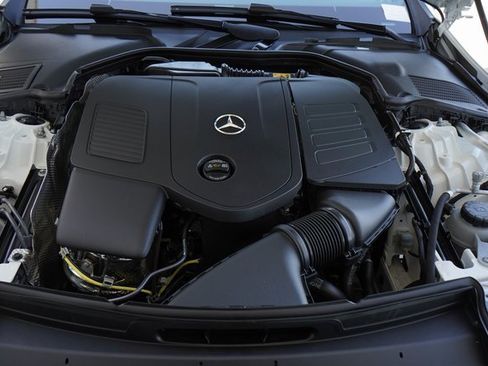 Certified 2026 Mercedes-Benz CLE 300 4MATIC Coupe image 30