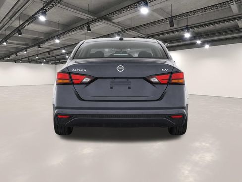 Used 2022 Nissan Altima 2.5 SV FWD image 7