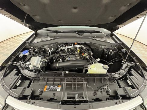 New 2026 Ford Explorer Active RWD image 33