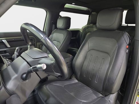 Used 2022 Land Rover Defender 90 X-Dynamic HSE AWD/4WD image 17