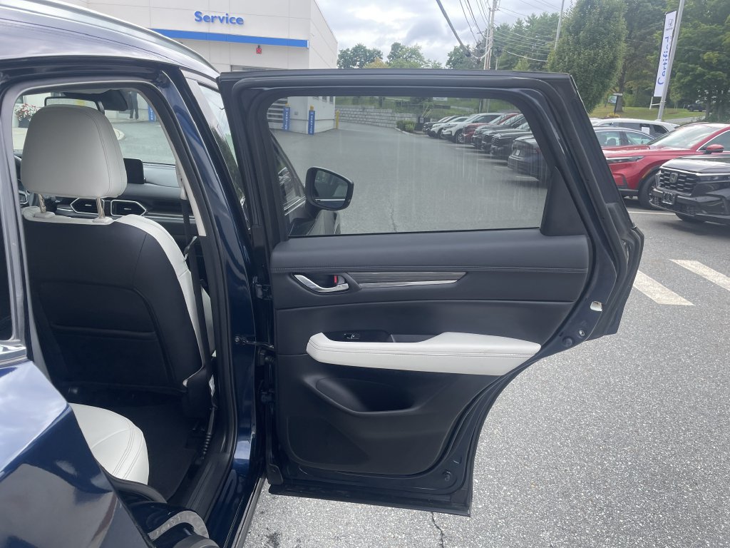Used 2023 MAZDA CX-5 AWD 2.5 S w/ Premium Package image 21