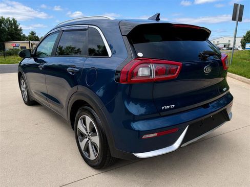 Used 2018 Kia Niro LX FWD image 5