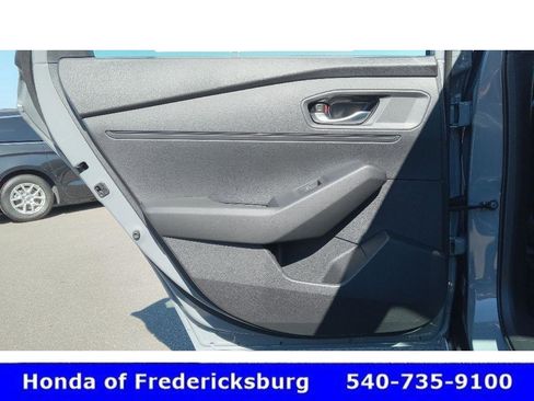 Used 2025 Honda Accord Sport image 36