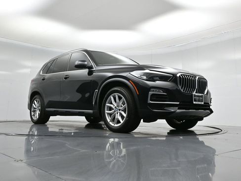 Used 2021 BMW X5 sDrive40i w/ Convenience Package image 49