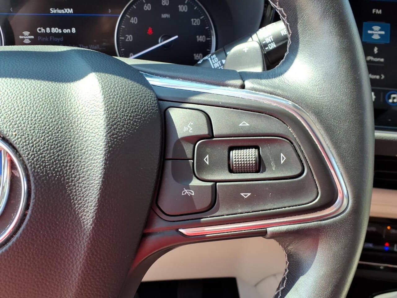 Used 2021 Buick Envision Avenir w/ Technology Package II FWD image 21