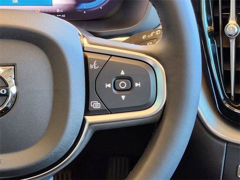 Certified 2025 Volvo XC60 T8 Core w/ Protection Package Premier image 30