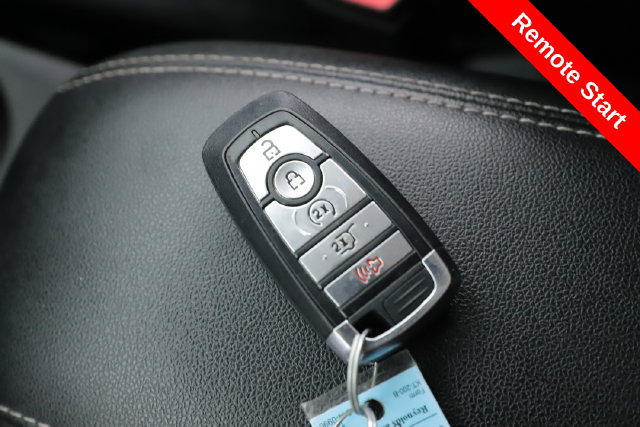Used 2024 Ford Escape Platinum AWD/4WD image 3