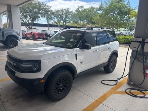 Used 2024 Ford Bronco Sport Outer Banks w/ Tech Package image 1