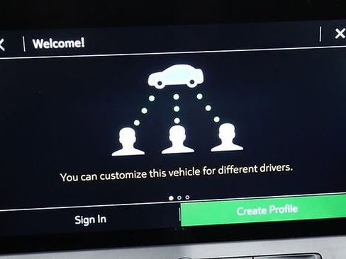 Used 2023 Chevrolet Blazer LT image 37