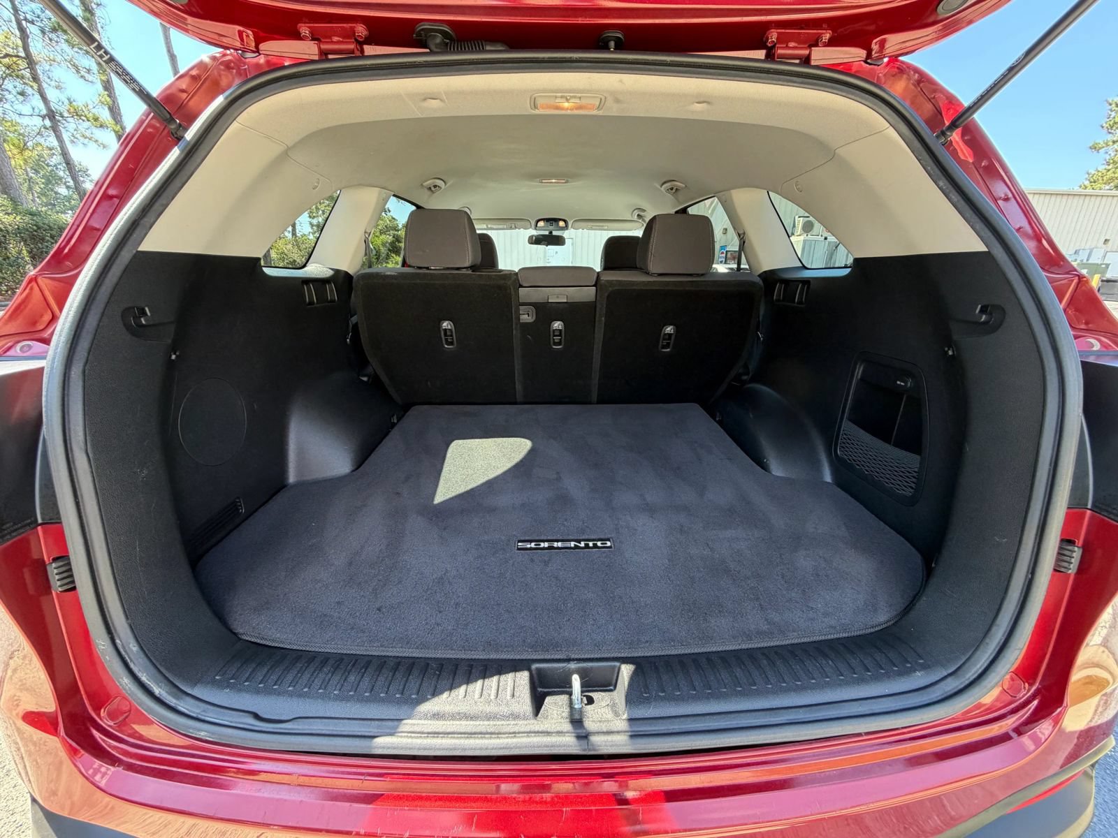 Used 2017 Kia Sorento FWD image 27