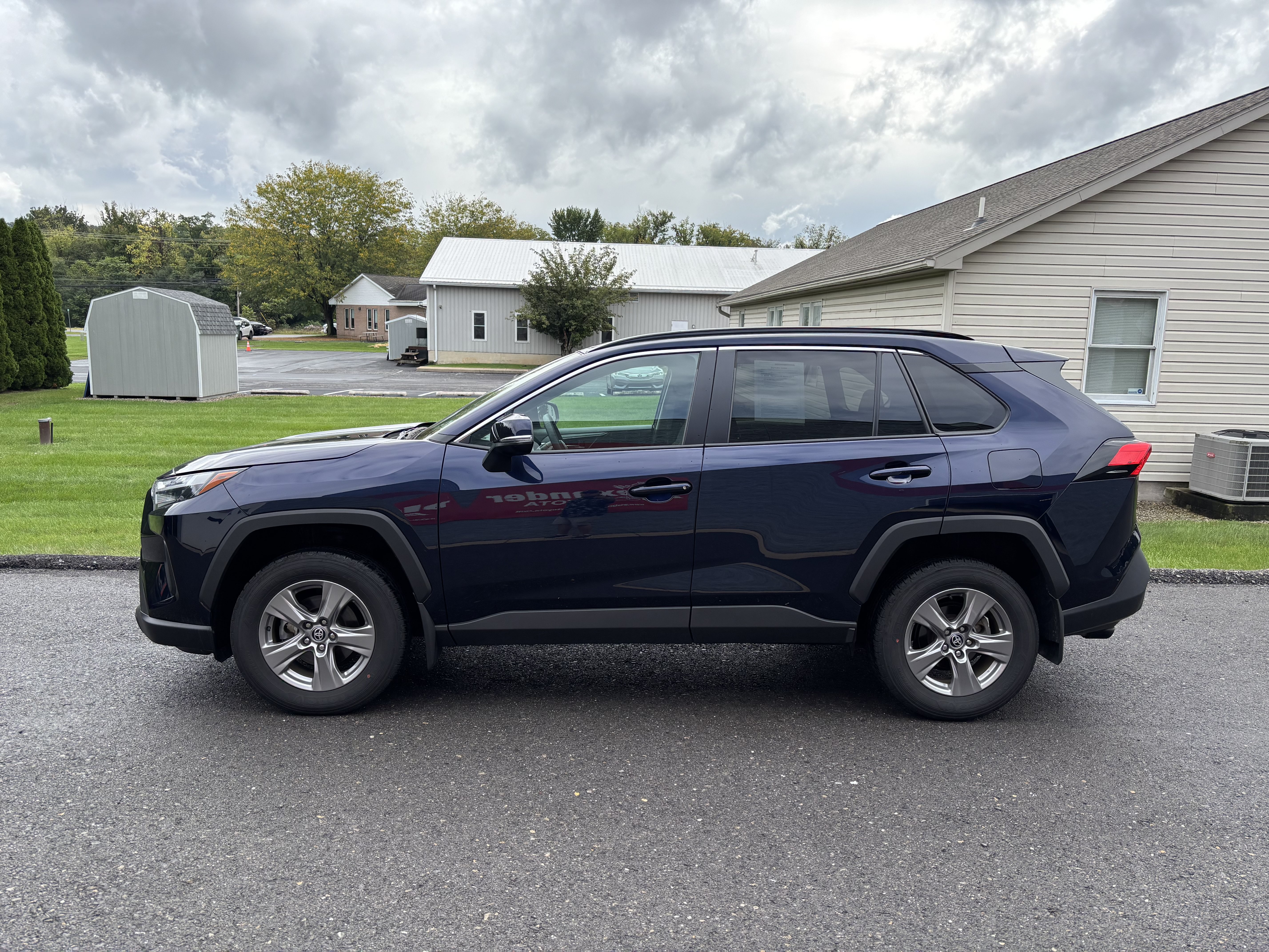 Certified 2024 Toyota RAV4 XLE w/ Convenience Package AWD/4WD image 7