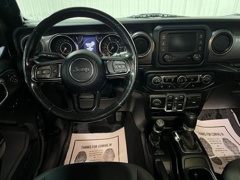Used 2020 Jeep Wrangler Unlimited Sport S image 4