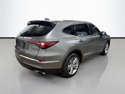 Used 2024 Acura MDX SH-AWD image 9