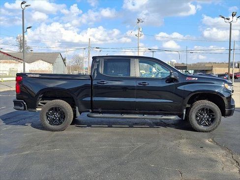 Used 2024 Chevrolet Silverado 1500 LT Trail Boss AWD/4WD image 24