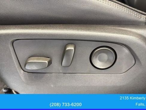 Used 2024 Chevrolet Silverado 3500 High Country w/ High Country Premium Package image 17