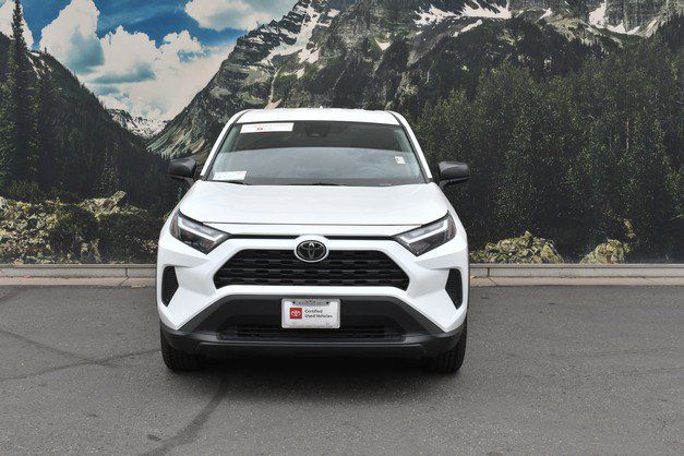 Certified 2024 Toyota RAV4 LE AWD/4WD image 5