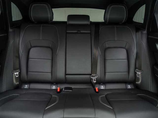 New 2026 Jaguar F-PACE R-Dynamic S AWD/4WD image 17