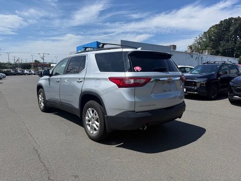 Used 2020 Chevrolet Traverse LT AWD/4WD image 2
