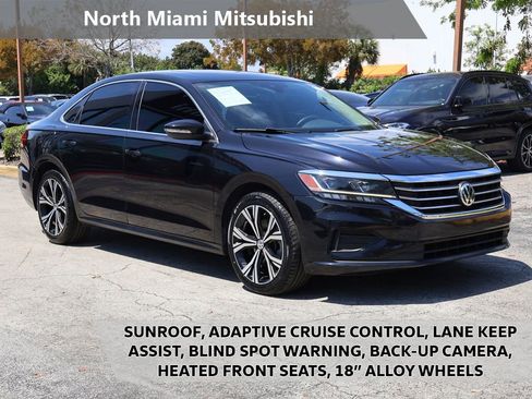 Used 2021 Volkswagen Passat 2.0T SE image 1