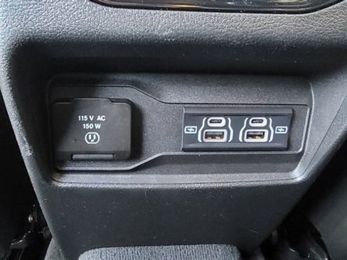 Used 2024 Jeep Grand Cherokee L Overland image 65
