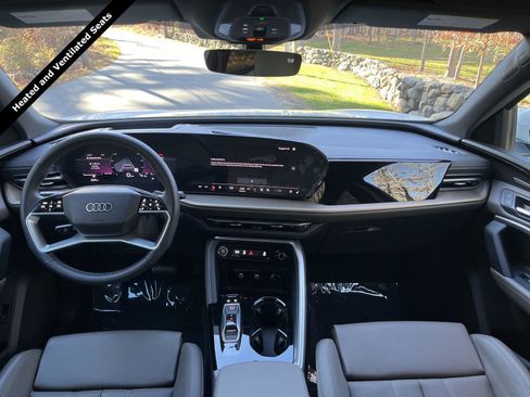 Used 2025 Audi Q5 Premium Plus w/ Premium Plus image 5