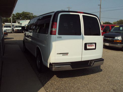 Used 2013 Chevrolet Express 1500 LT w/ LT Preferred Equipment Group image 5
