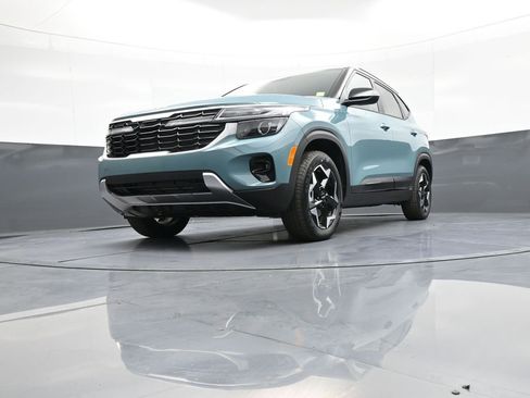 New 2026 Kia Seltos S AWD/4WD image 25