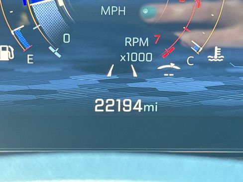 Certified 2025 Chevrolet Traverse LT image 17