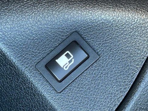 Used 2020 BMW X3 xDrive30e w/ Executive Package image 62