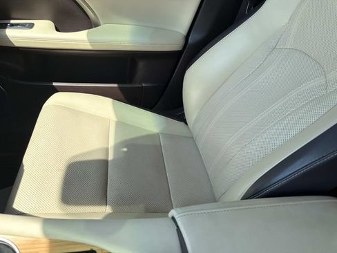 Used 2018 Lexus RX 350L FWD image 21