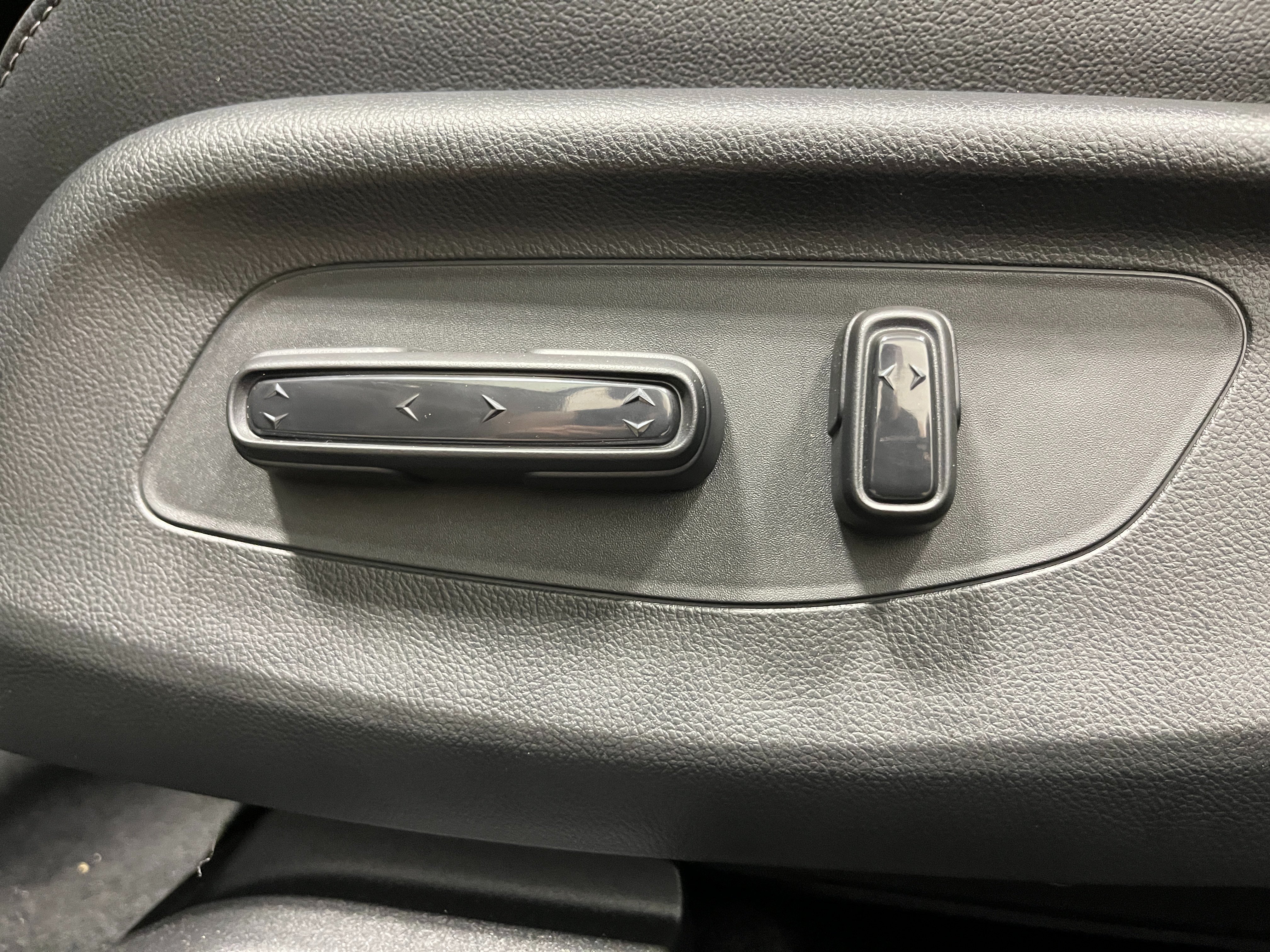 New 2027 Honda HR-V EX-L image 14